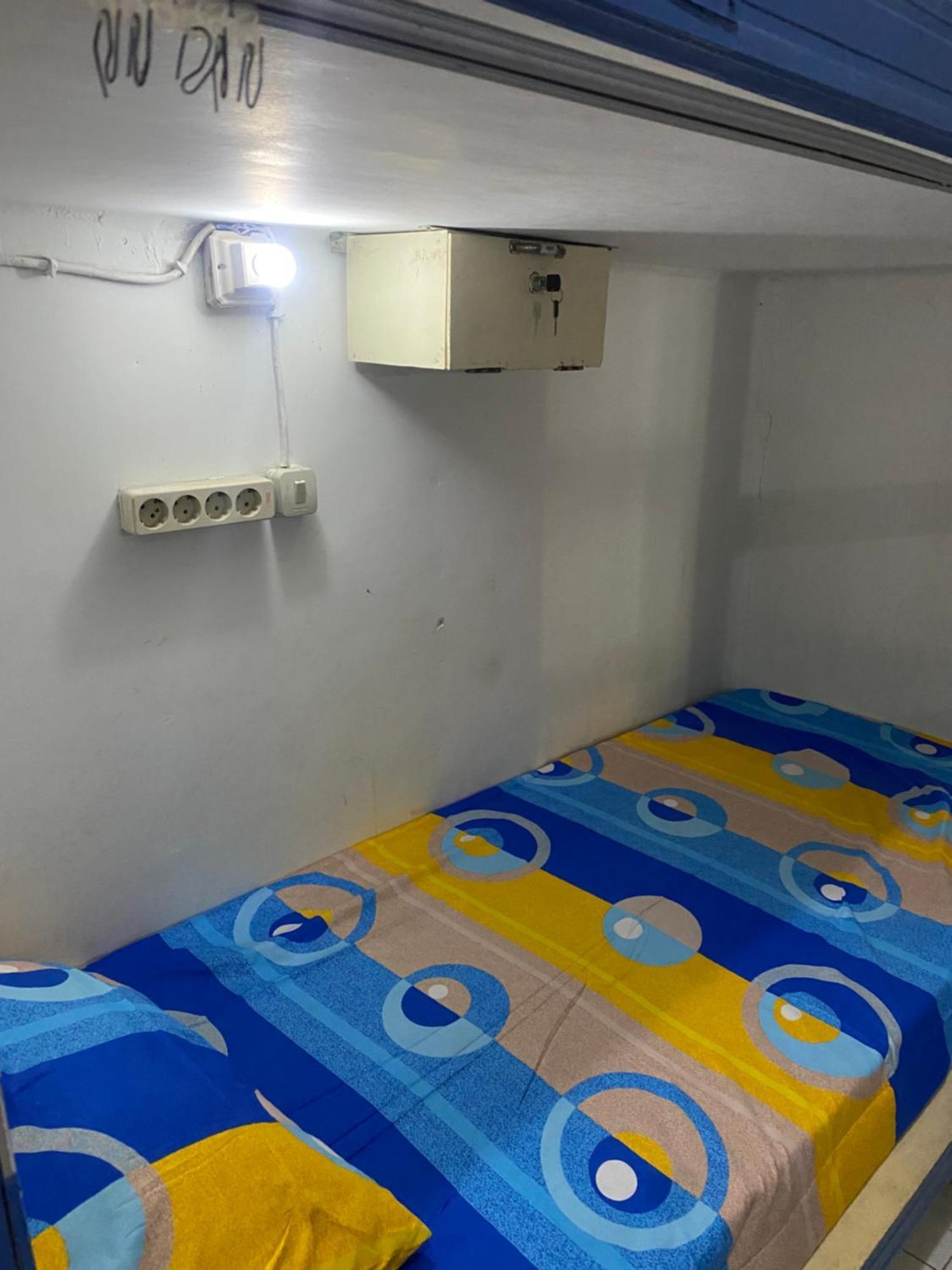 Cempaka Hostel Labuan Bajo Exterior foto